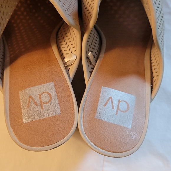 Mules - Picture 3 of 4